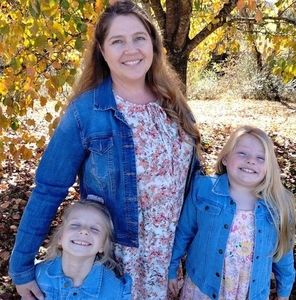 Meet your Posher, Alayna